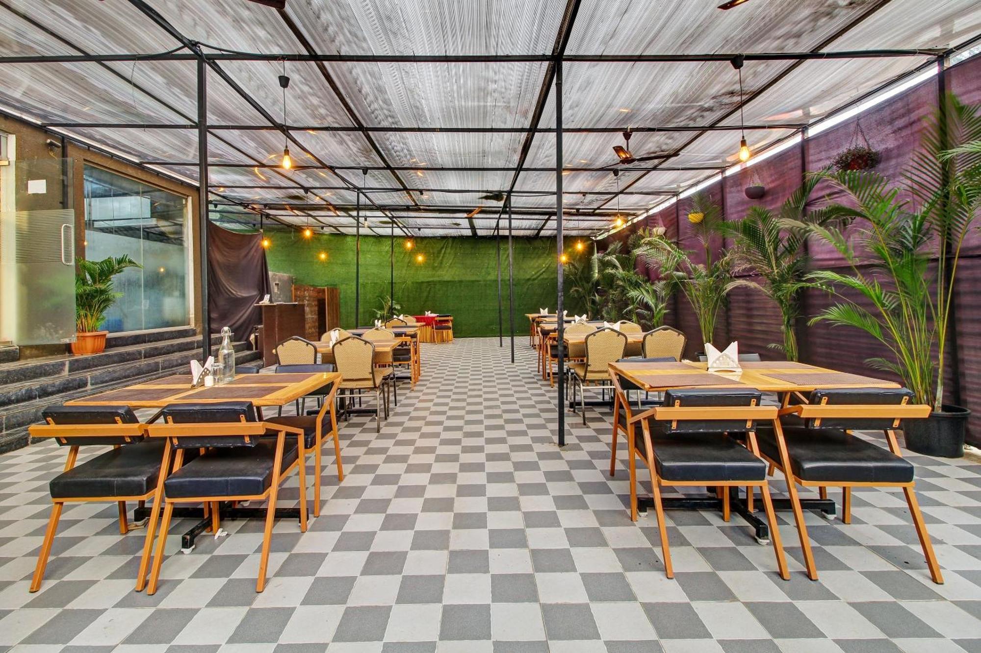 Townhouse Oak The Emerald Tree 4*