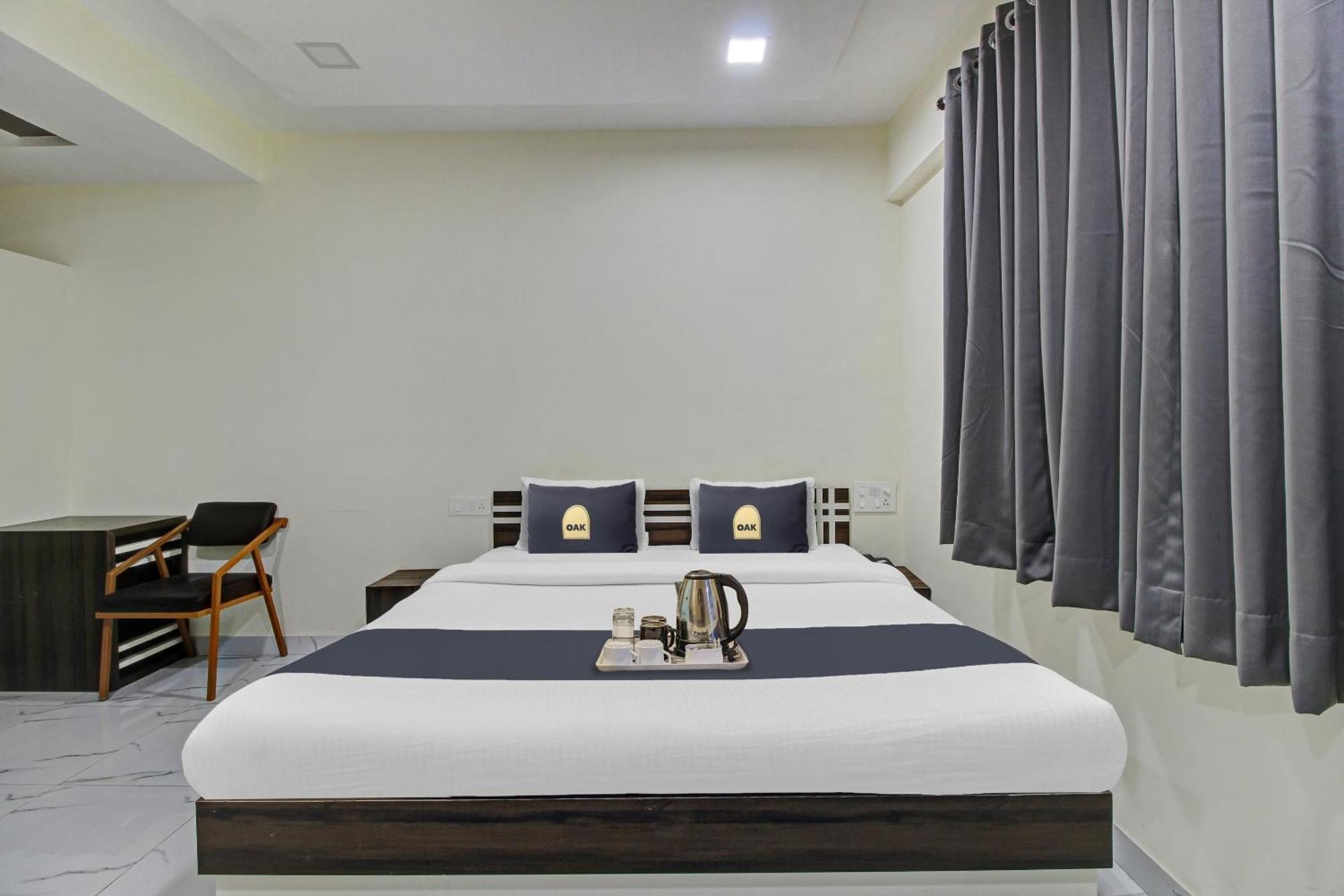 Hotel Townhouse Oak The Emerald Tree