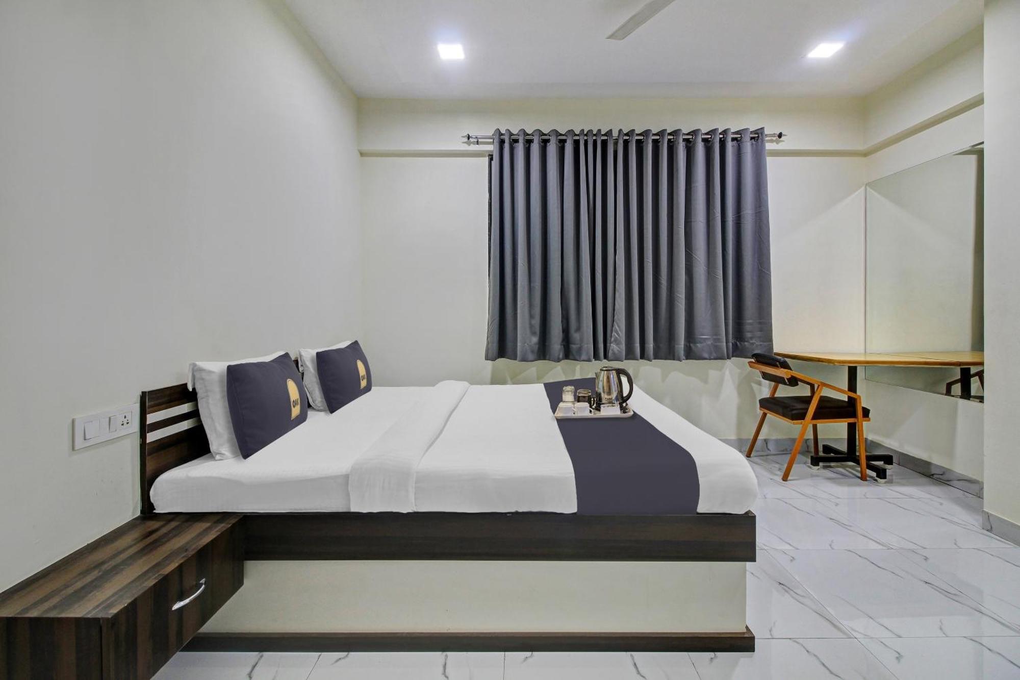 Hotel Townhouse Oak The Emerald Tree 4*